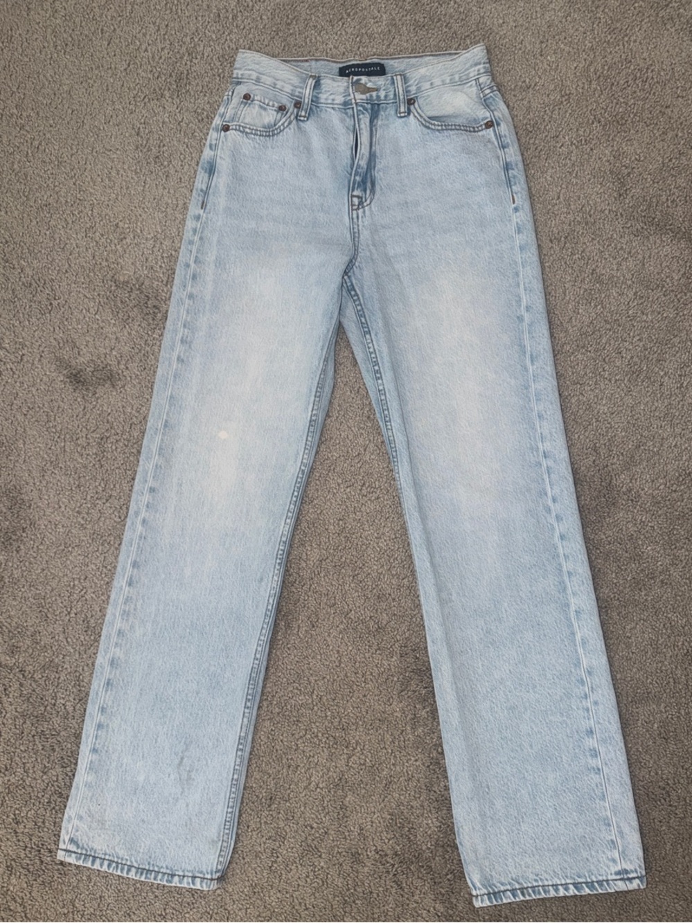 Aeropostale Women's Light Blue Straight Leg Jeans